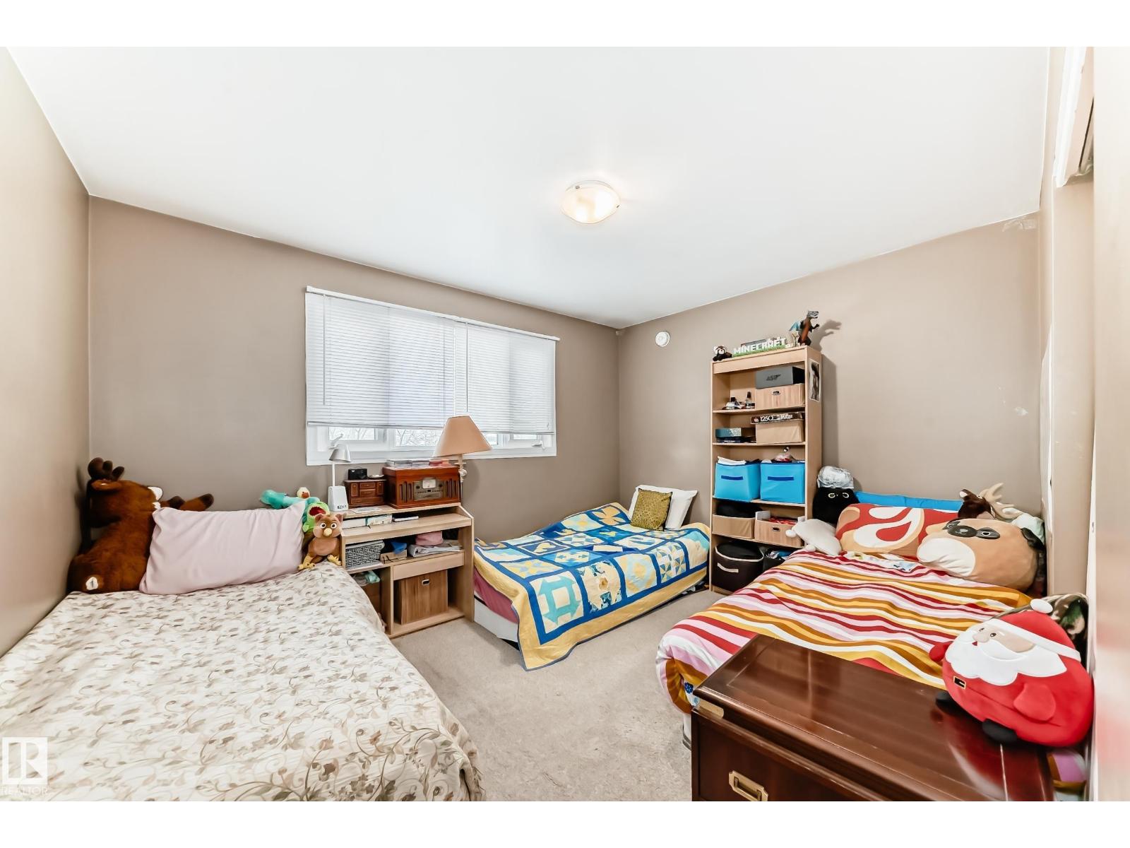 10837 65 AV NW, Edmonton