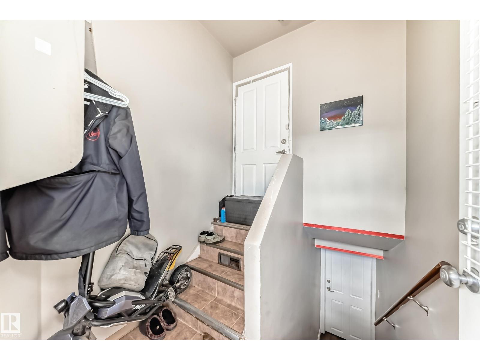 10837 65 AV NW, Edmonton