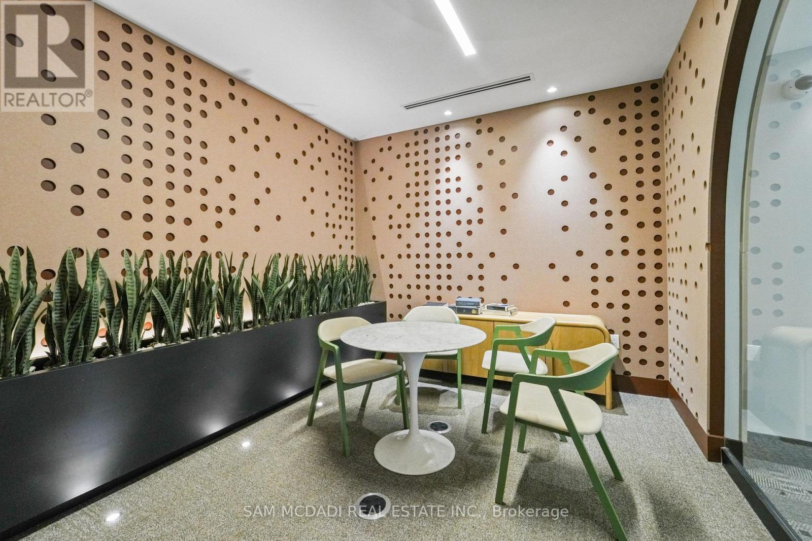 #2506 130 RIVER STREET - 26