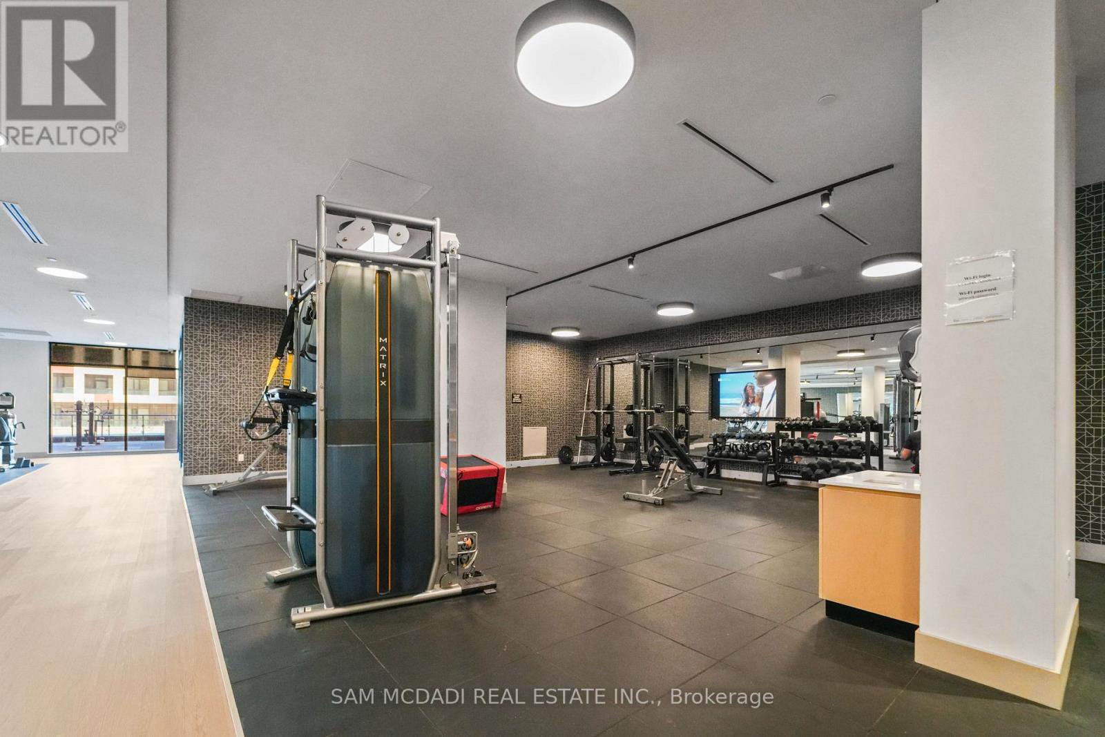 #2506 130 RIVER STREET - 34