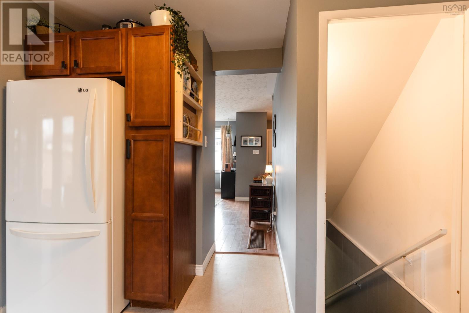 20 MATADOR COURT - 11