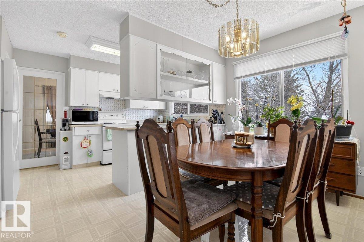 391 LEE RIDGE RD NW, Edmonton