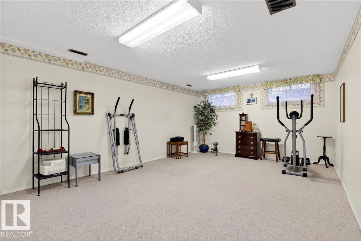 391 LEE RIDGE RD NW, Edmonton