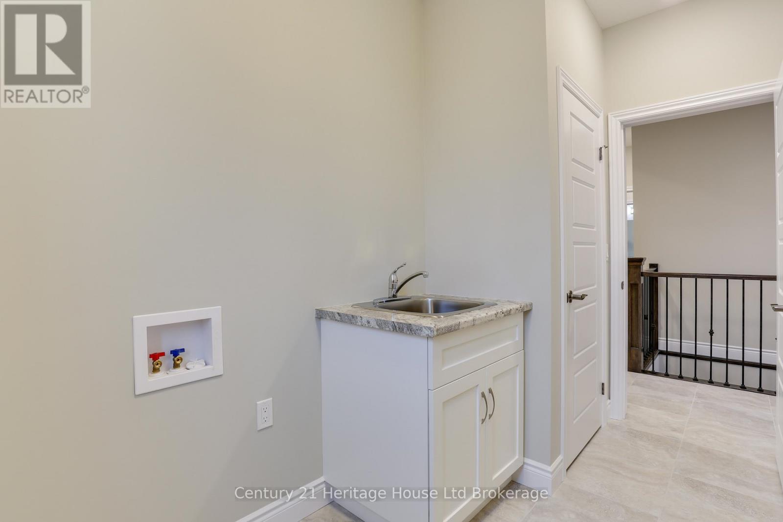 114 BEECH BOULEVARD - 21