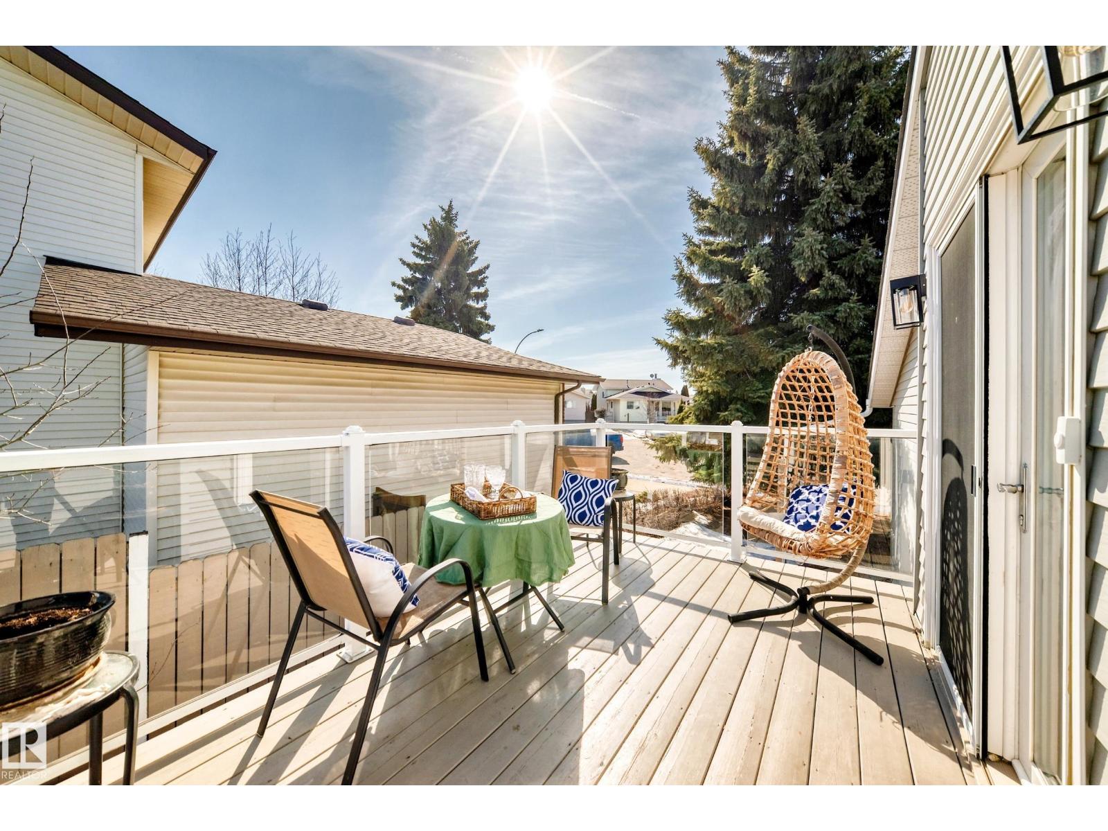 287 LAGO LINDO CR NW, Edmonton