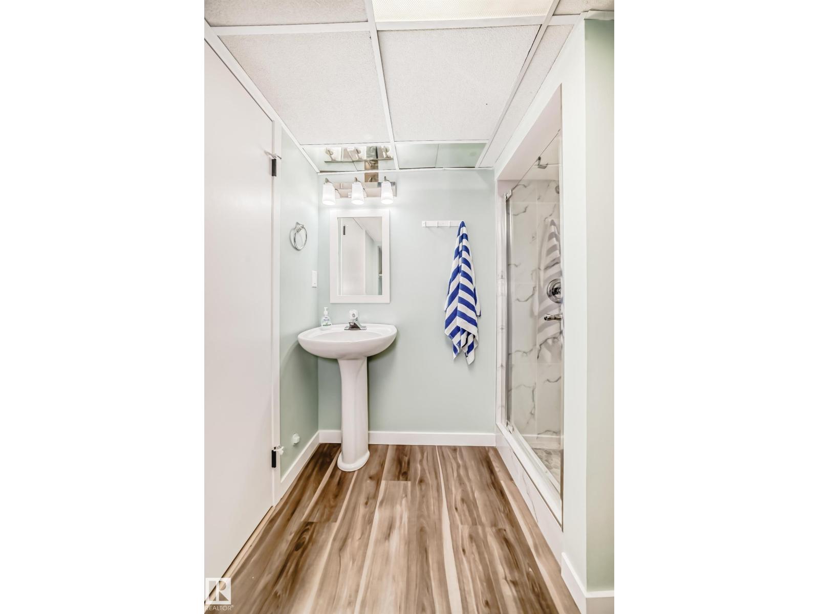 287 LAGO LINDO CR NW, Edmonton