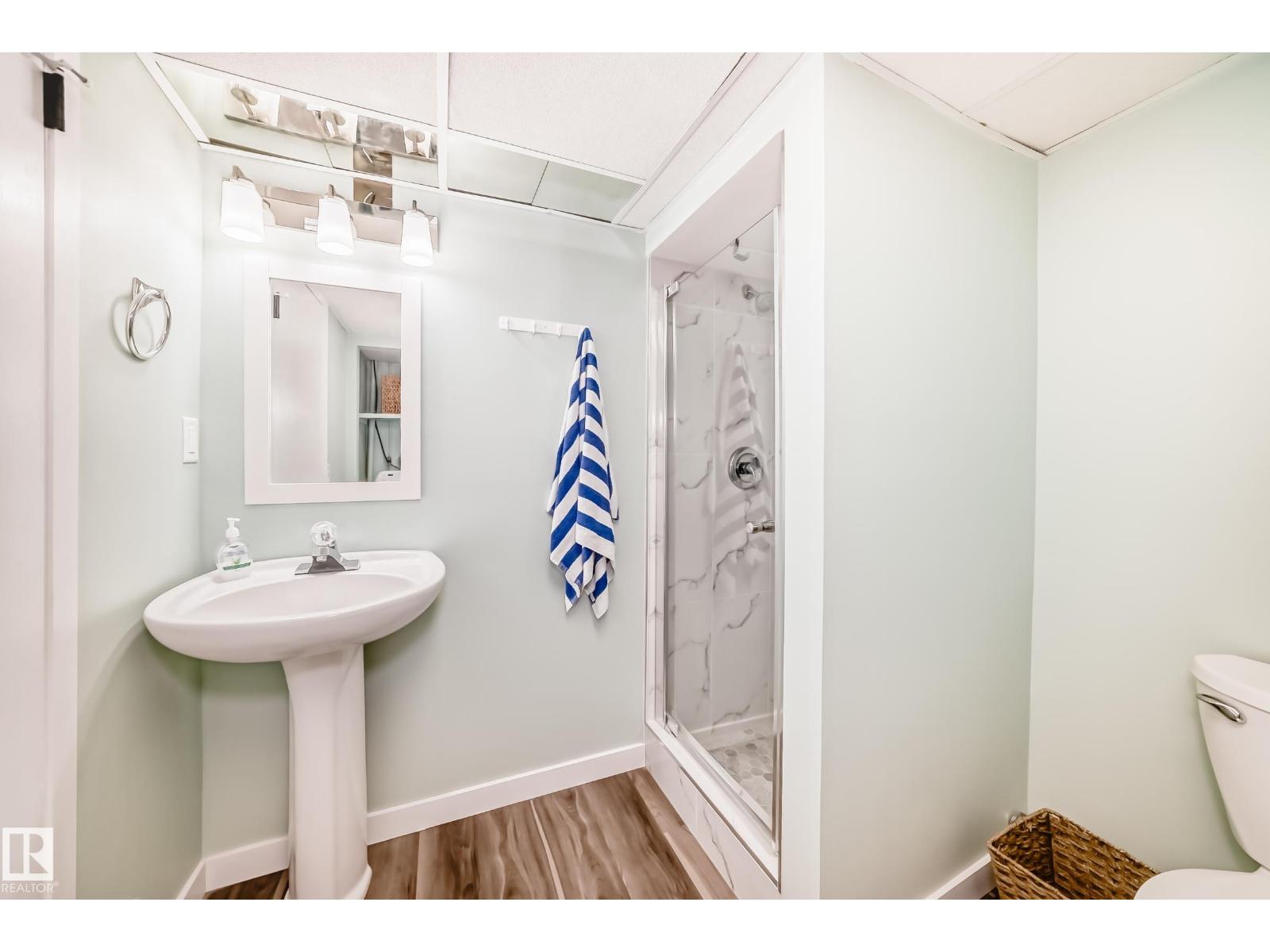 287 LAGO LINDO CR NW, Edmonton