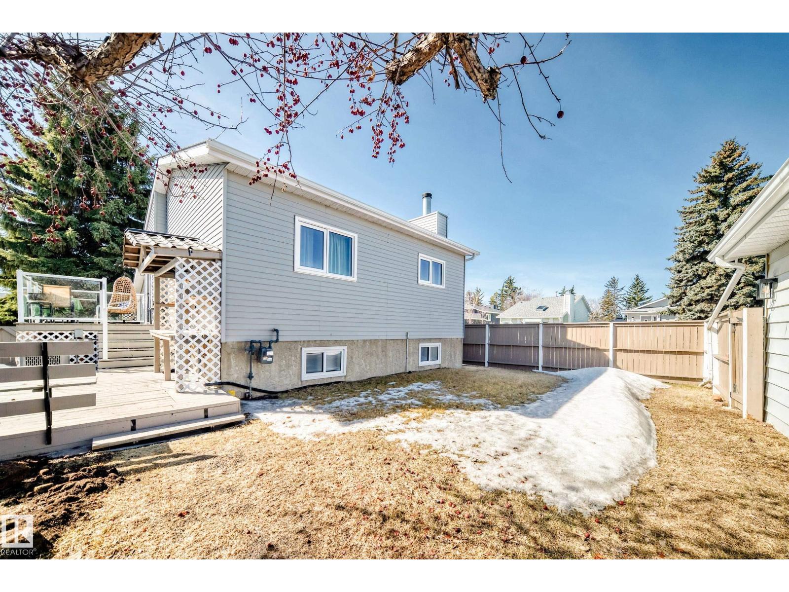 287 LAGO LINDO CR NW, Edmonton