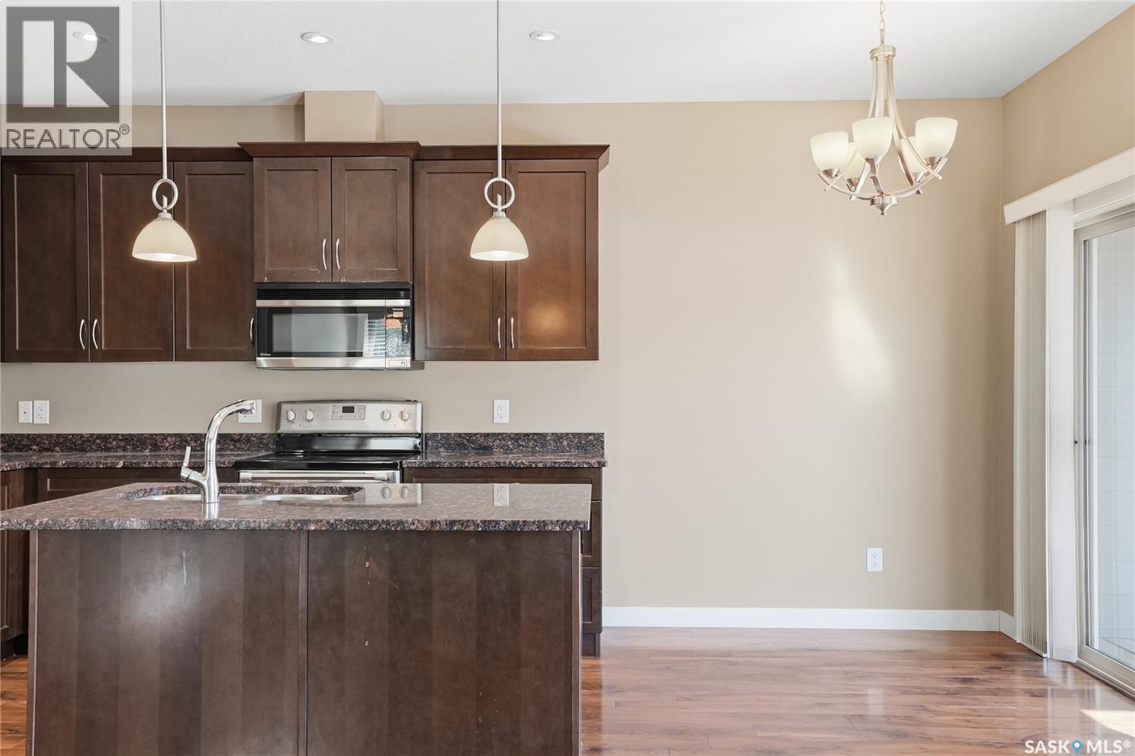 #167 115 SHEPHERD CRESCENT - 9