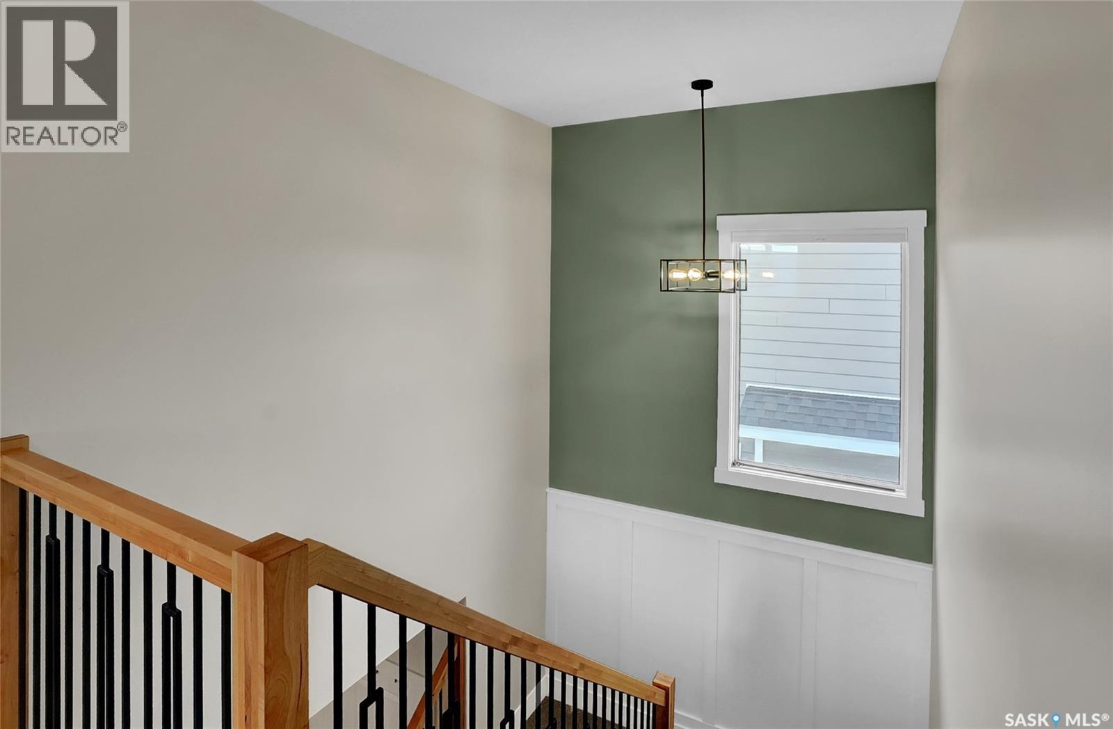 82 CLUNIE COURT - 21