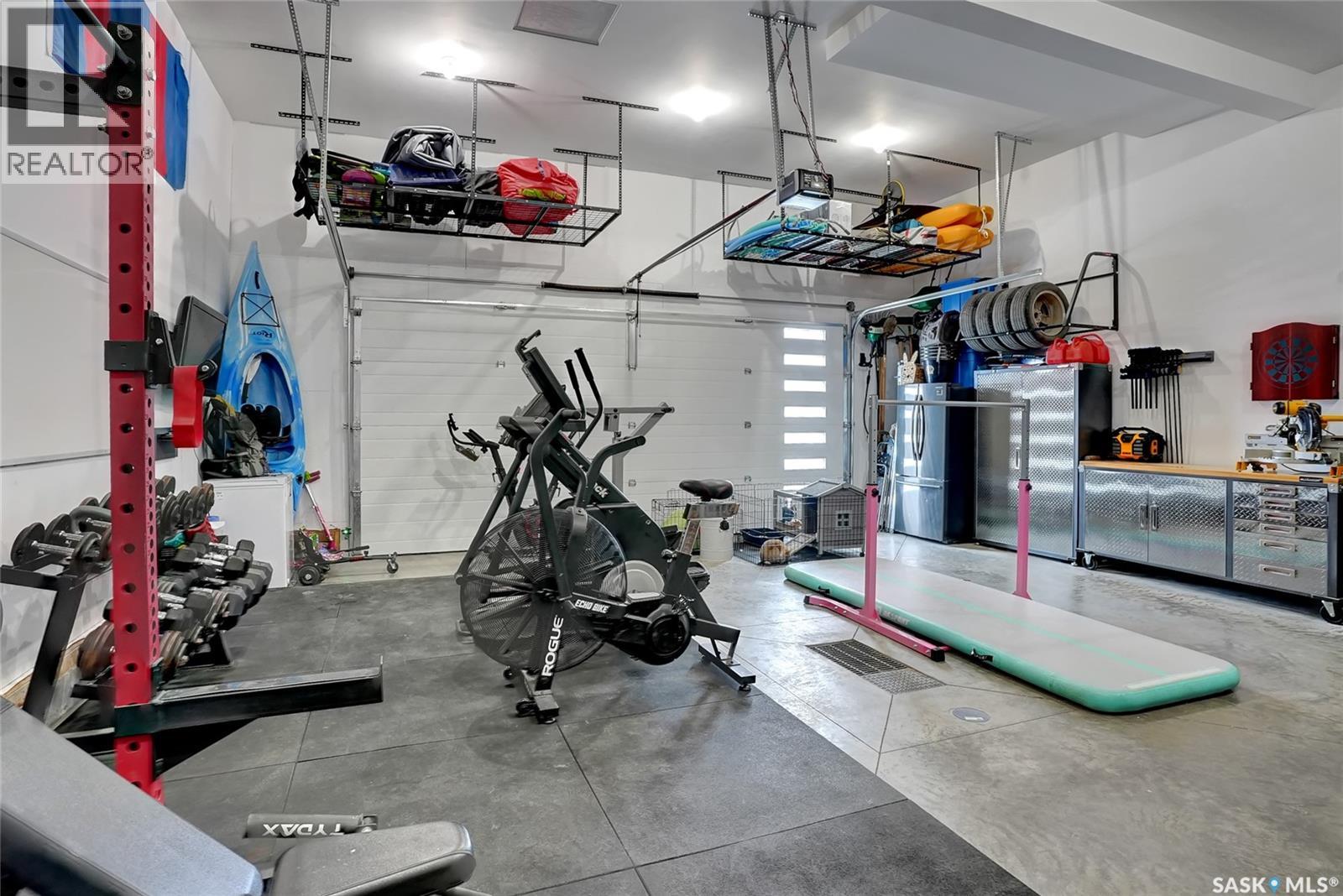 82 CLUNIE COURT - 55