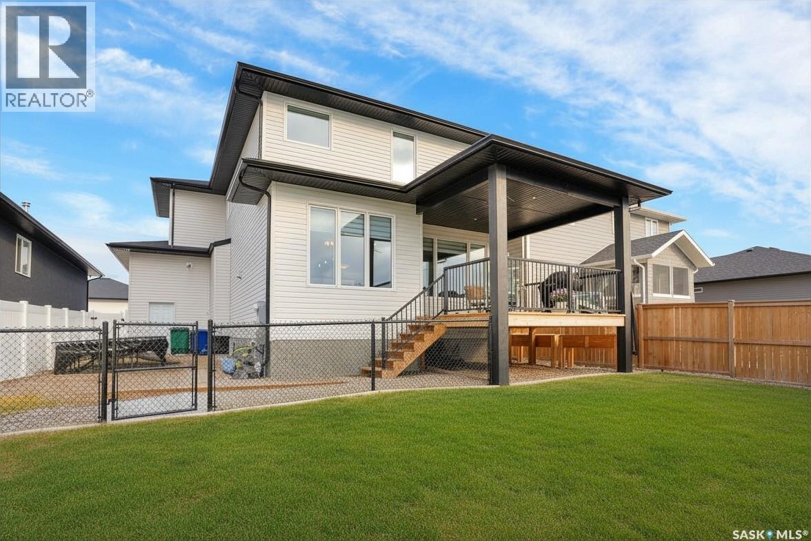 82 CLUNIE COURT - 61