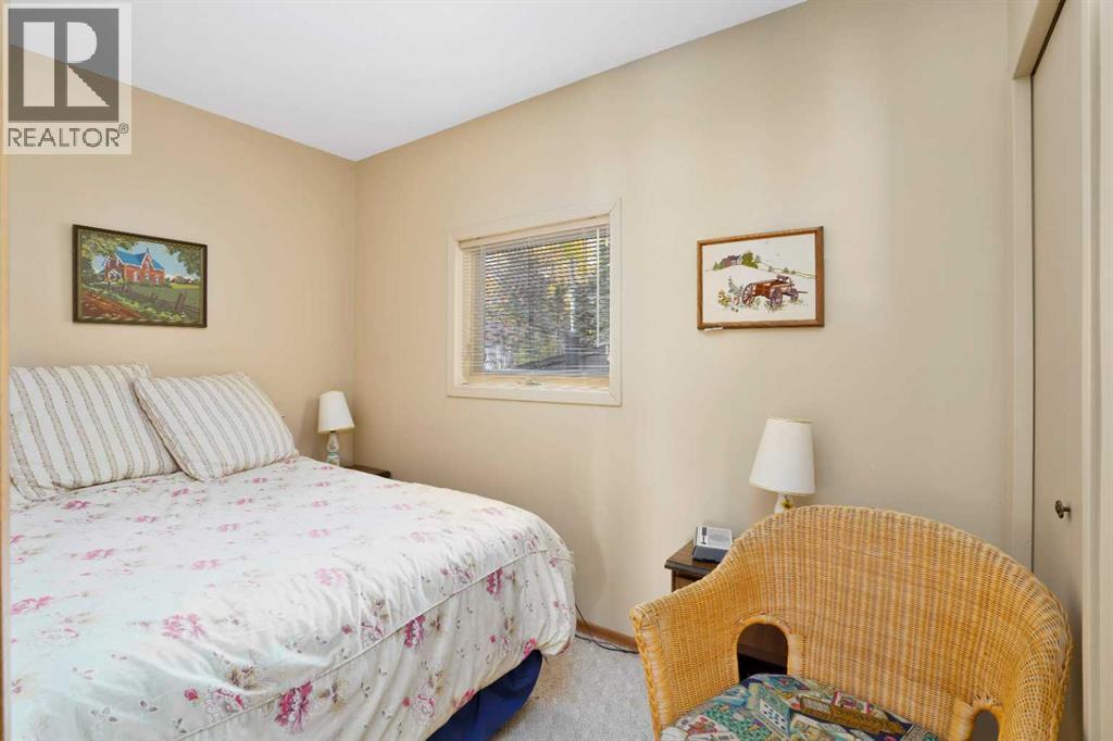 133 BIRCHCLIFF ROAD - 24