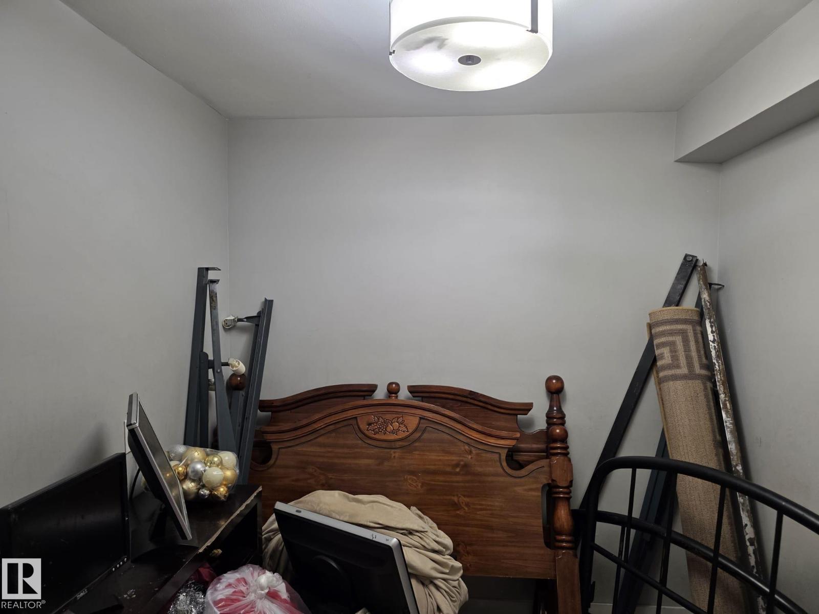 312 VILLAGE ON THE GREEN GR NW, Edmonton