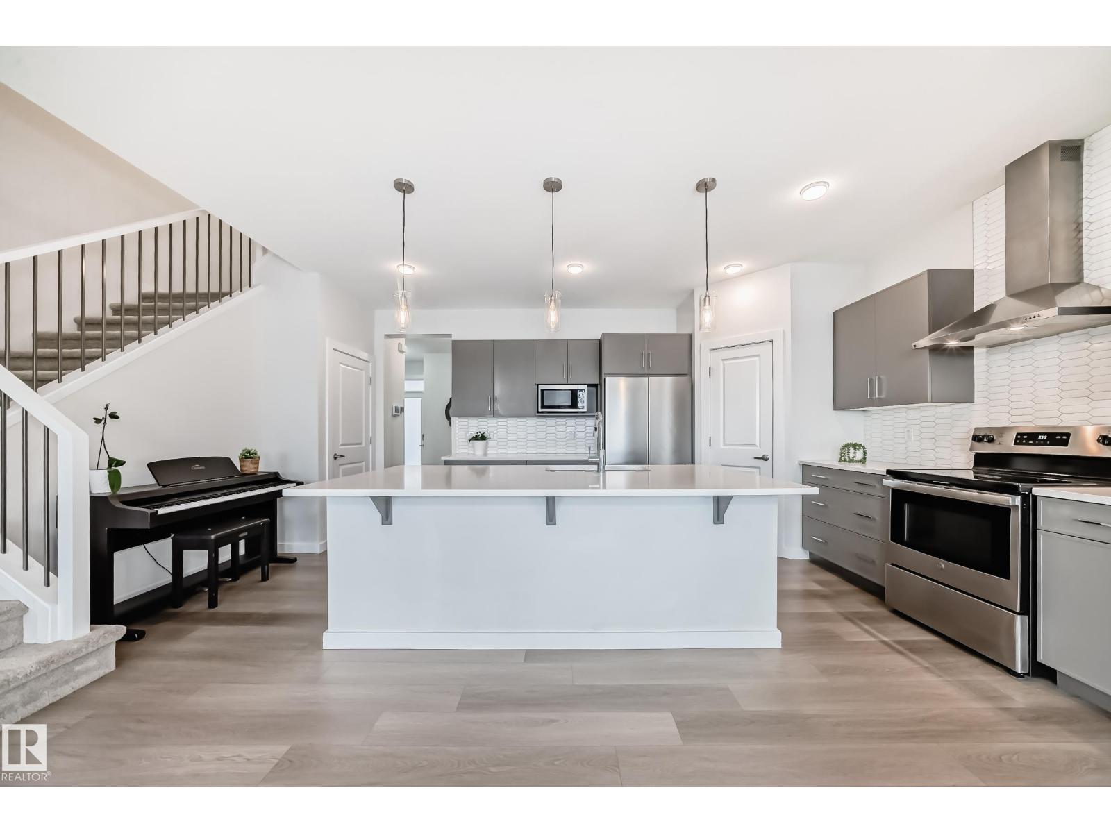 2935 CHOKECHERRY CM SW - 4