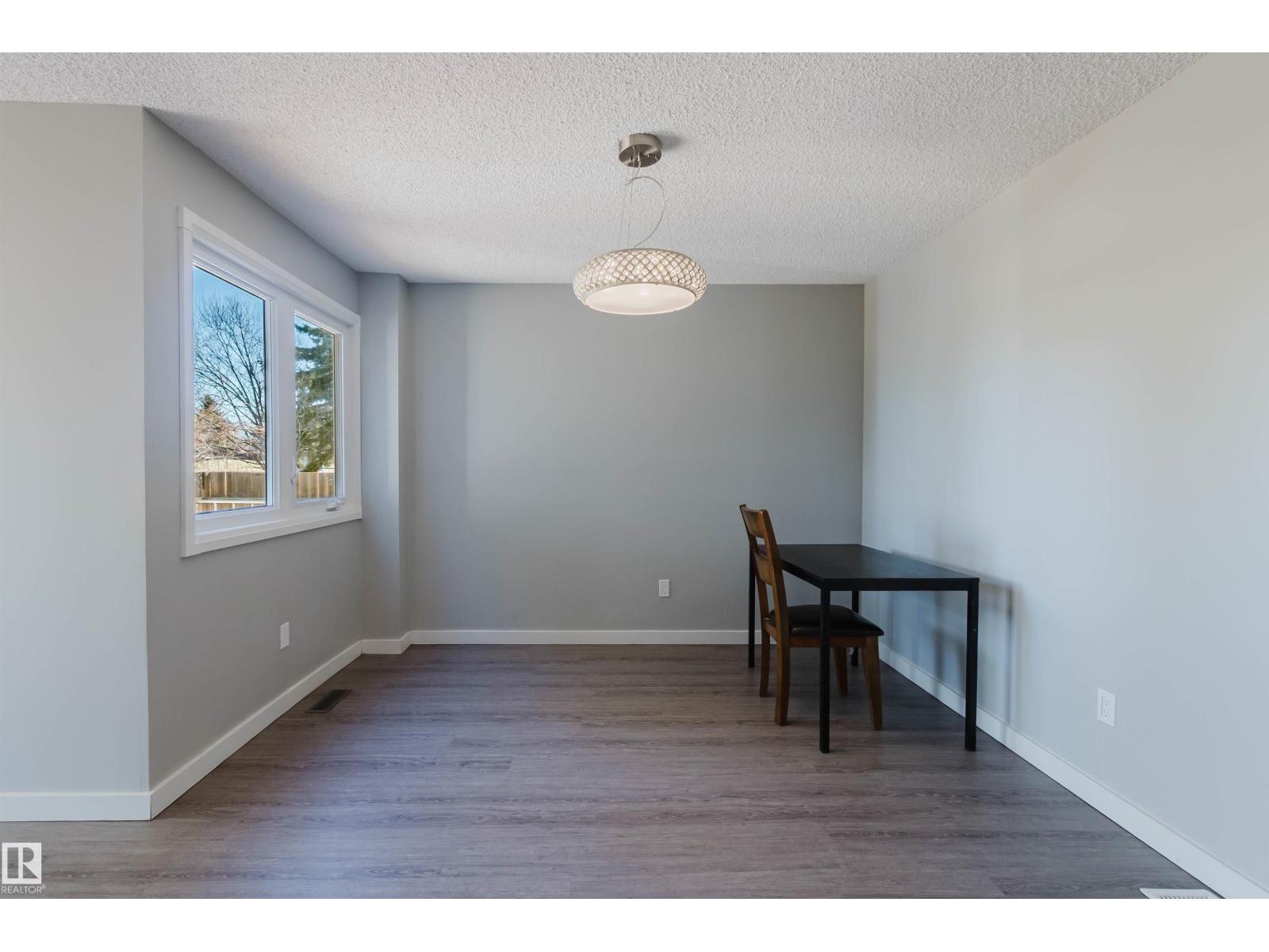 17308 61 AV NW, Edmonton