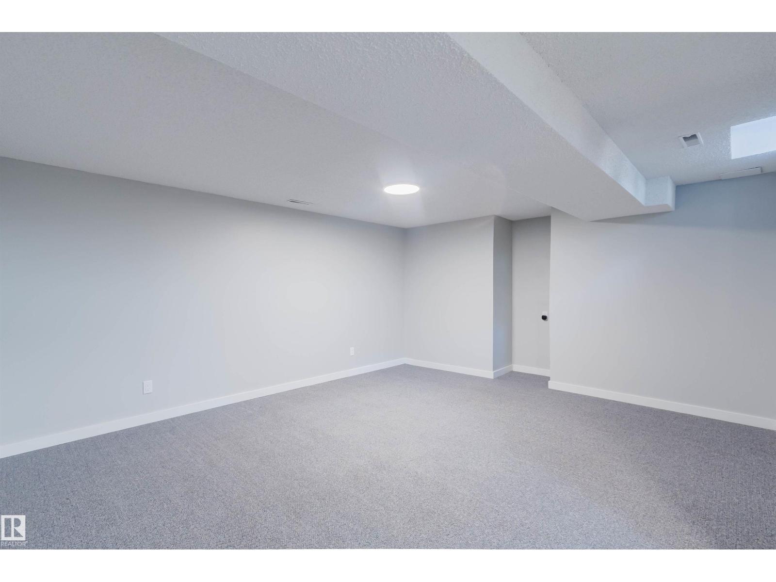 17308 61 AV NW, Edmonton