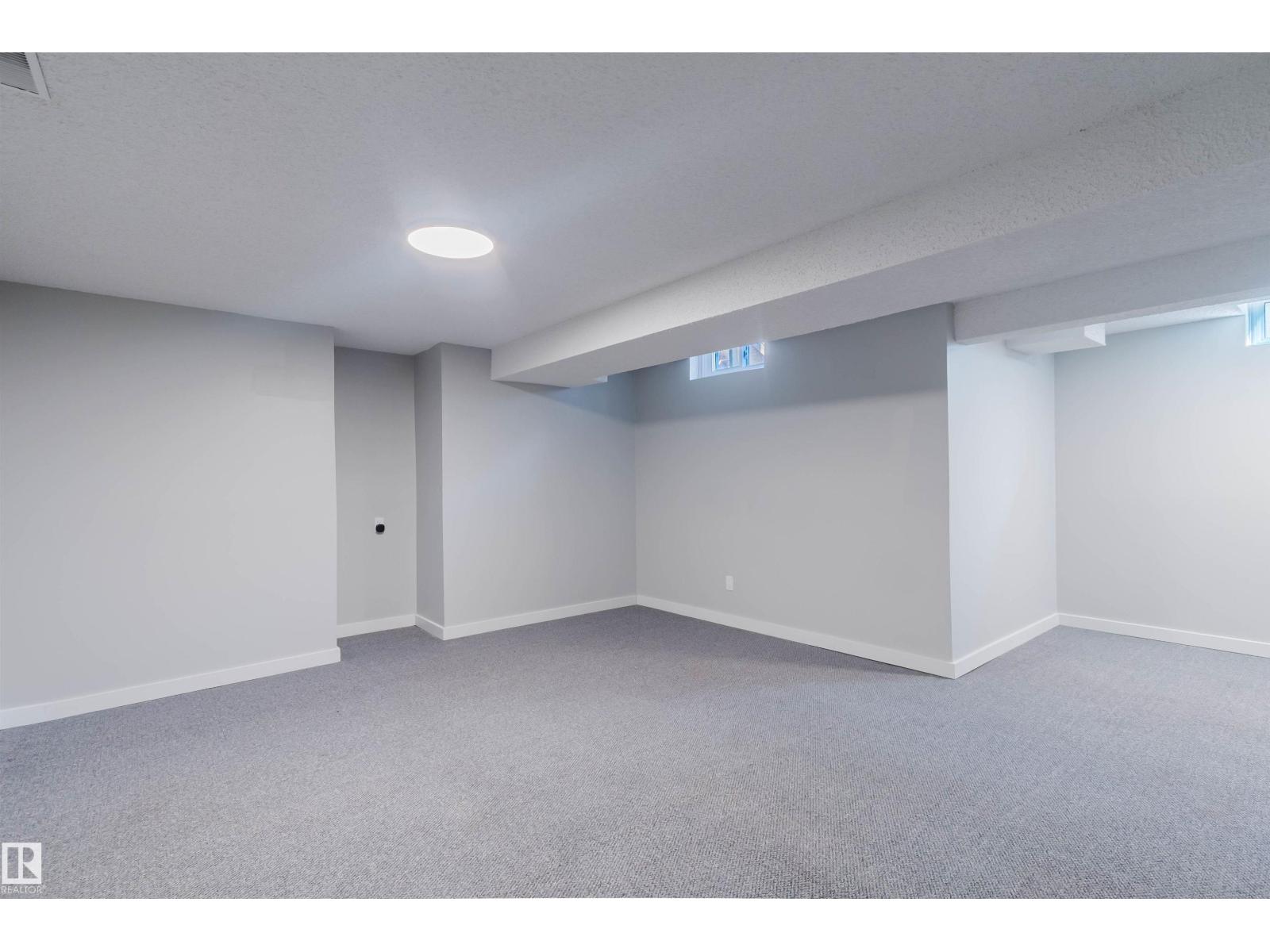 17308 61 AV NW, Edmonton