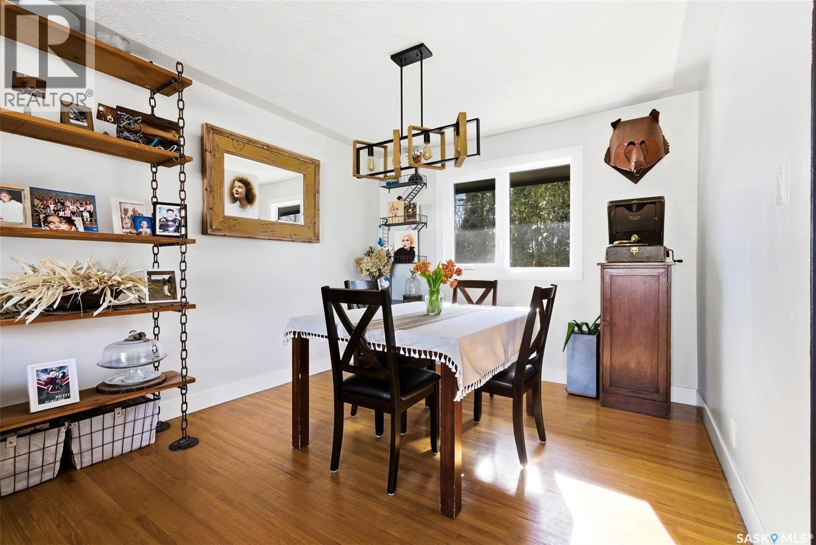 30 MARSH CRESCENT - 8