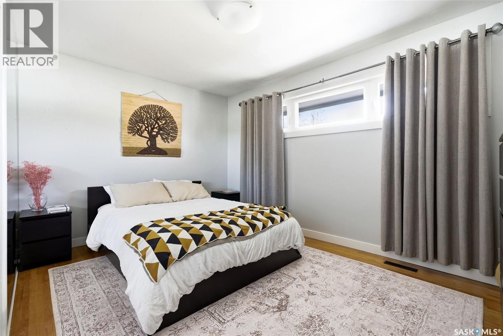 30 MARSH CRESCENT - 13