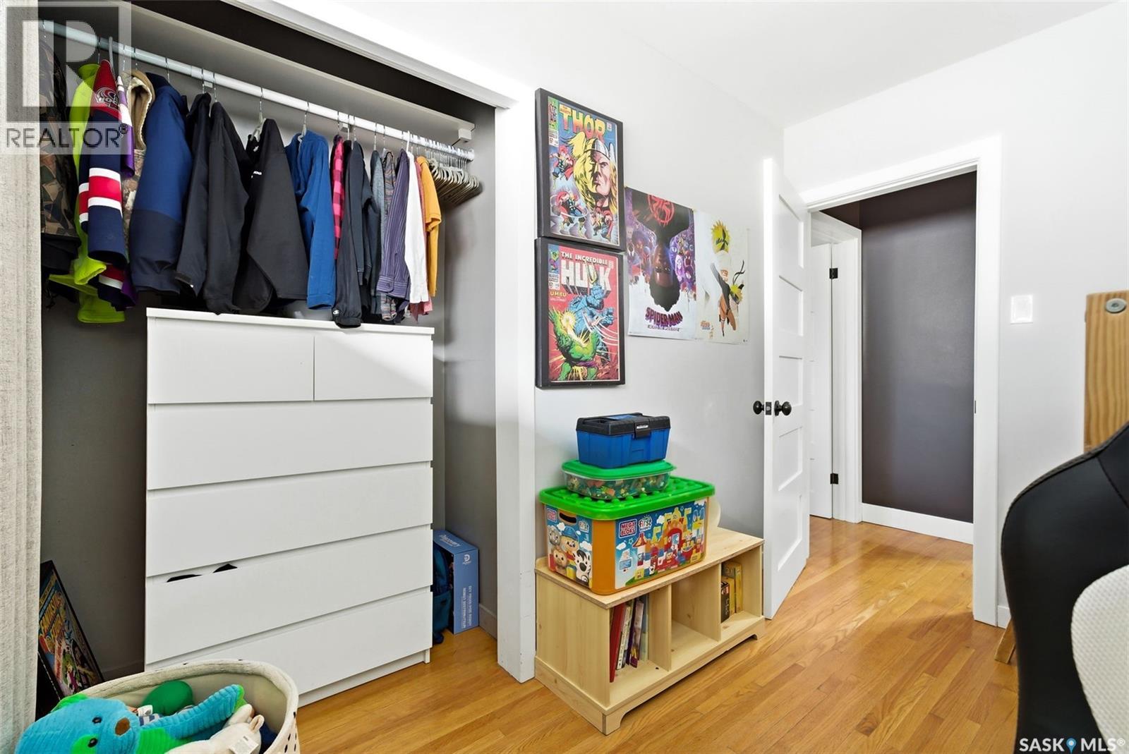 30 MARSH CRESCENT - 19