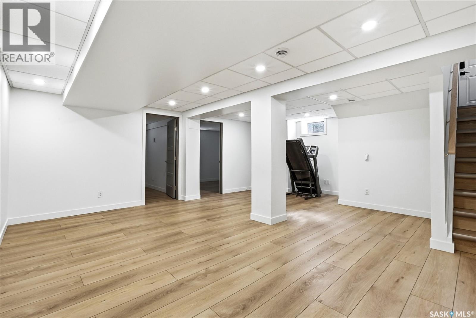 30 MARSH CRESCENT - 21