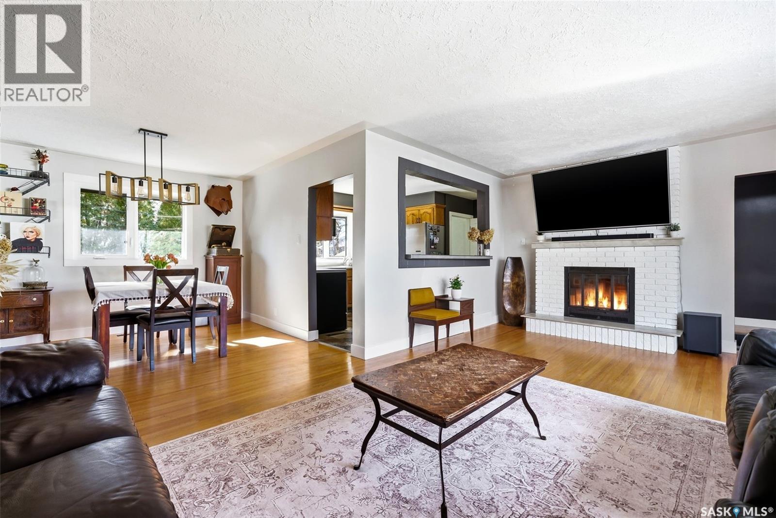 30 MARSH CRESCENT - 7