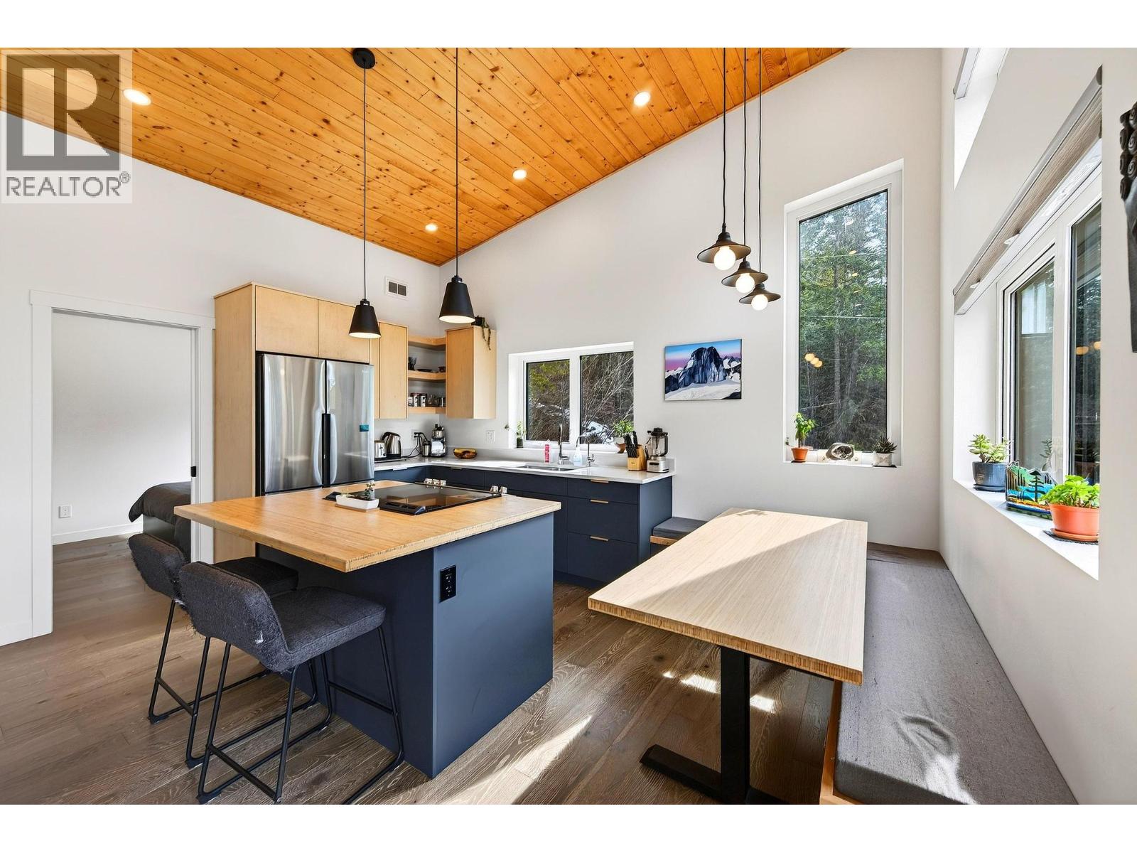 1414 BLACK BEAR DRIVE - 20