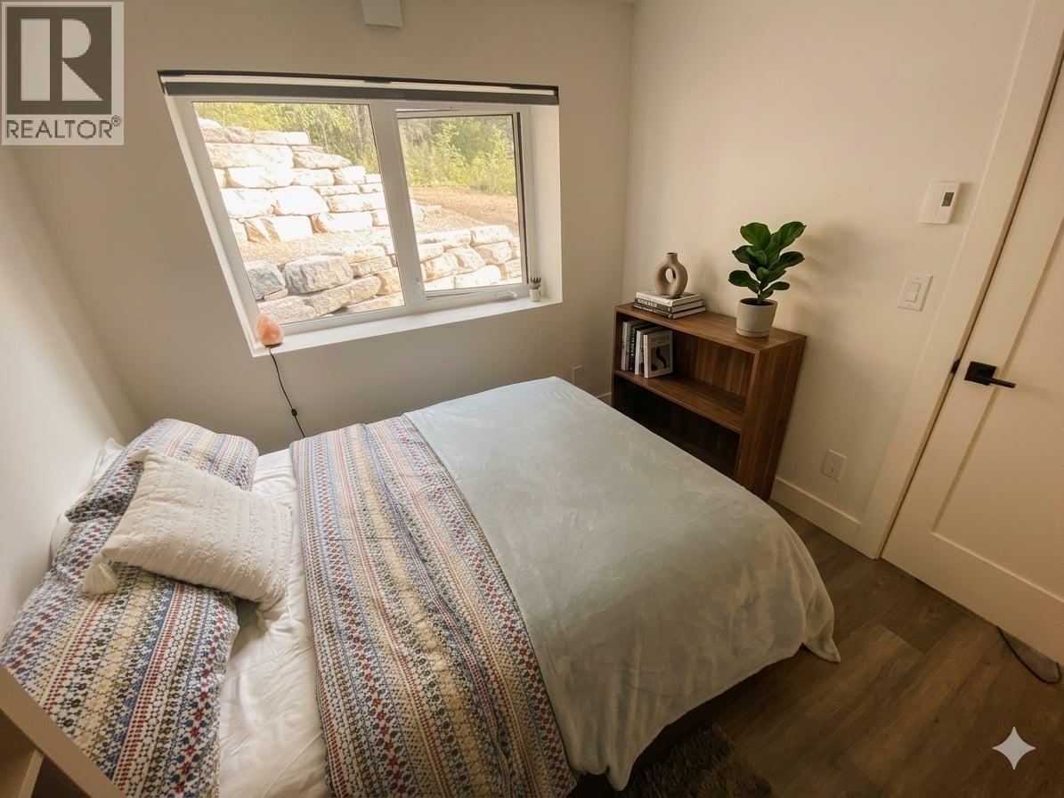 1414 BLACK BEAR DRIVE - 36