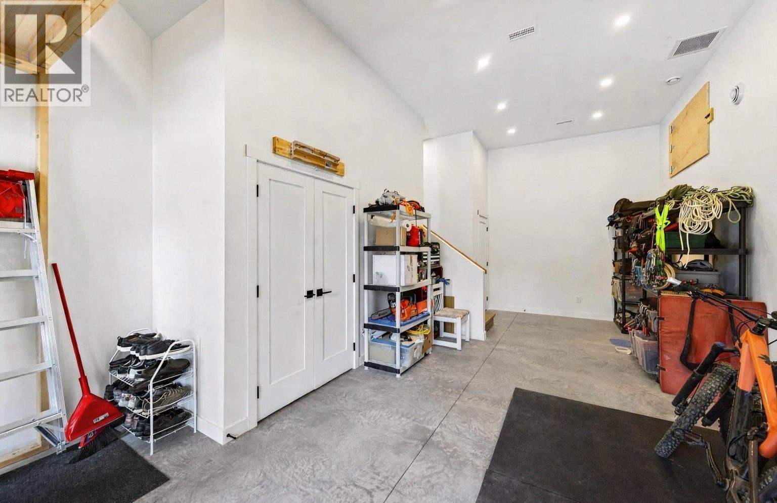 1414 BLACK BEAR DRIVE - 30