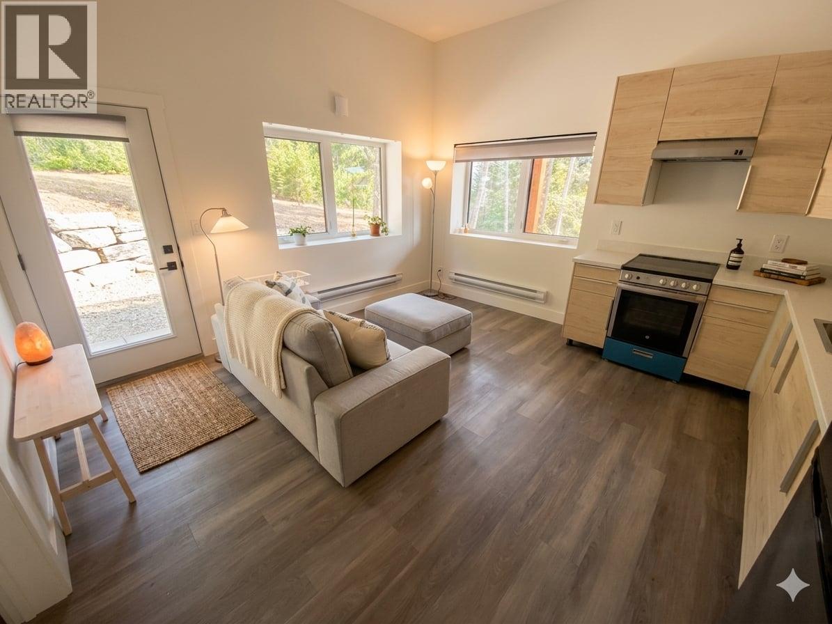 1414 BLACK BEAR DRIVE - 32