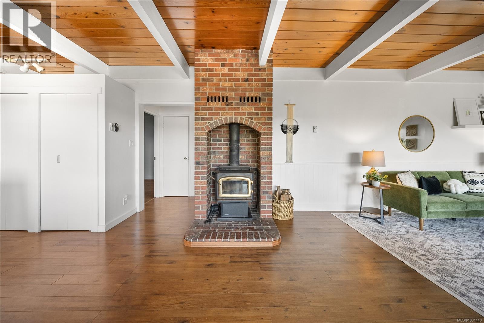 2994 HILLVIEW RD - 16