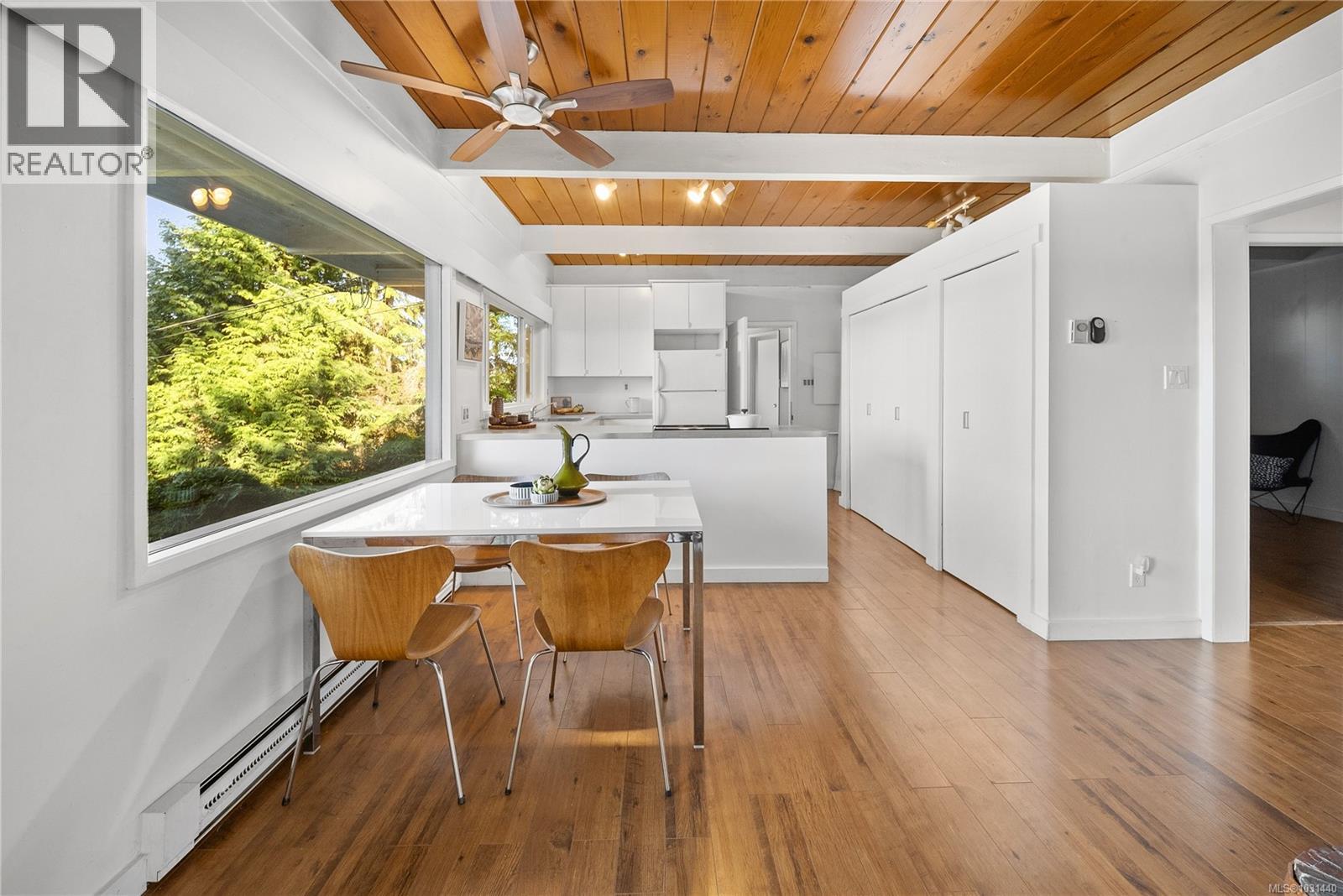 2994 HILLVIEW RD - 21