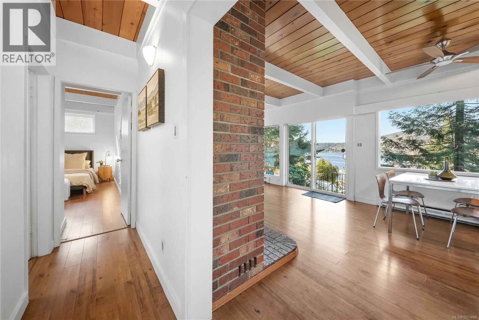 2994 HILLVIEW RD - 25