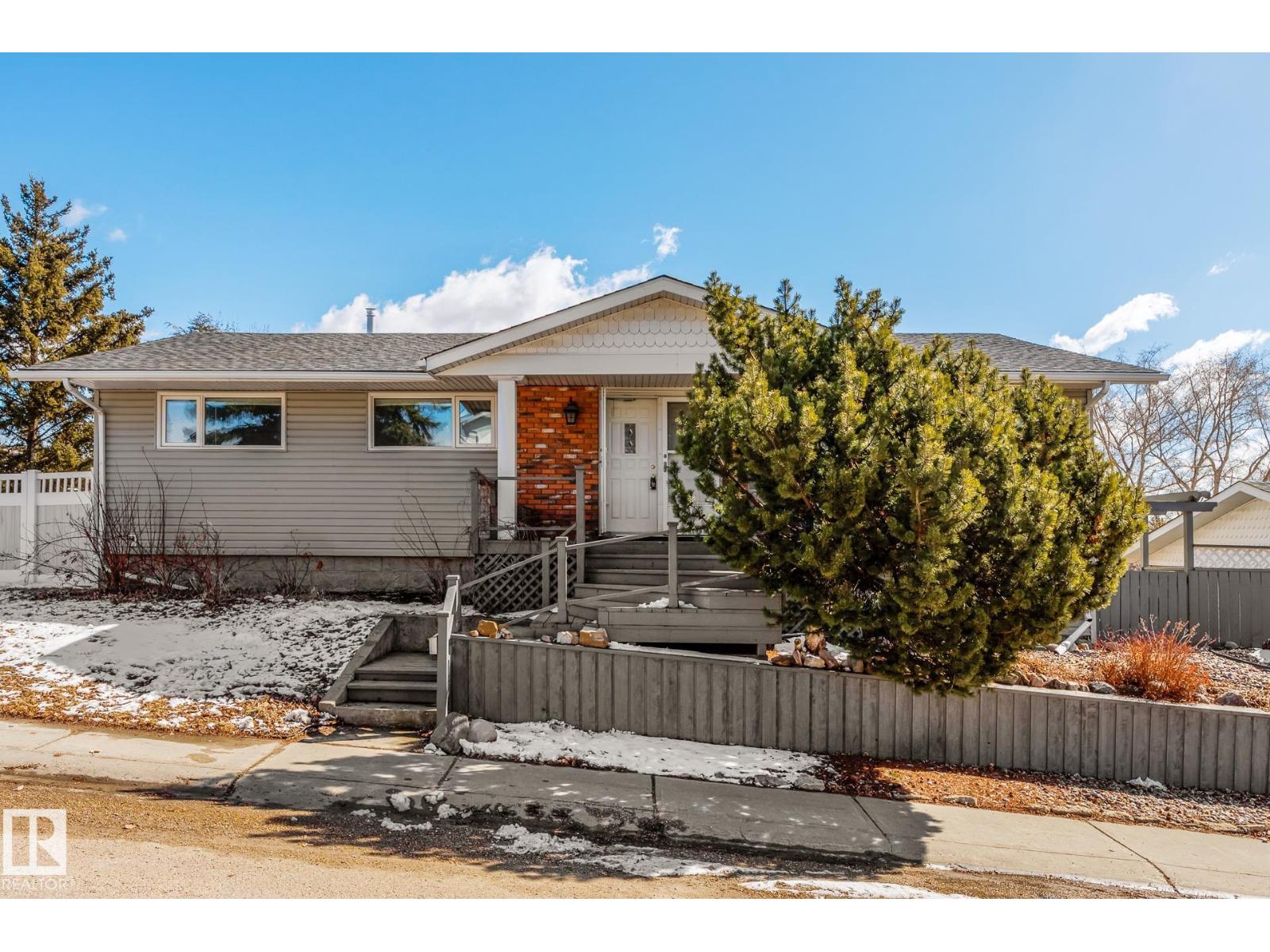2 BRAESIDE TC, Sherwood Park