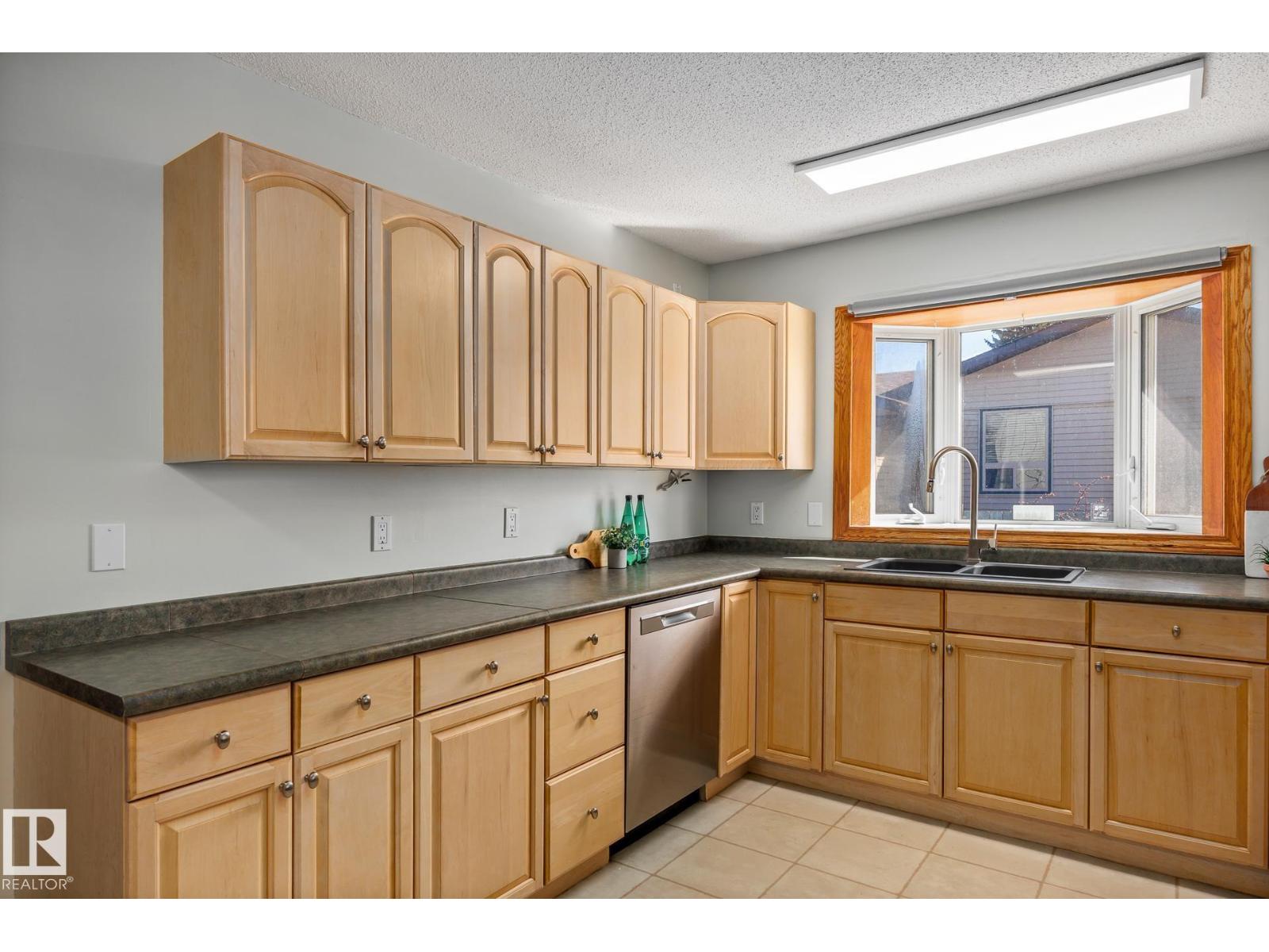 2 BRAESIDE TC, Sherwood Park