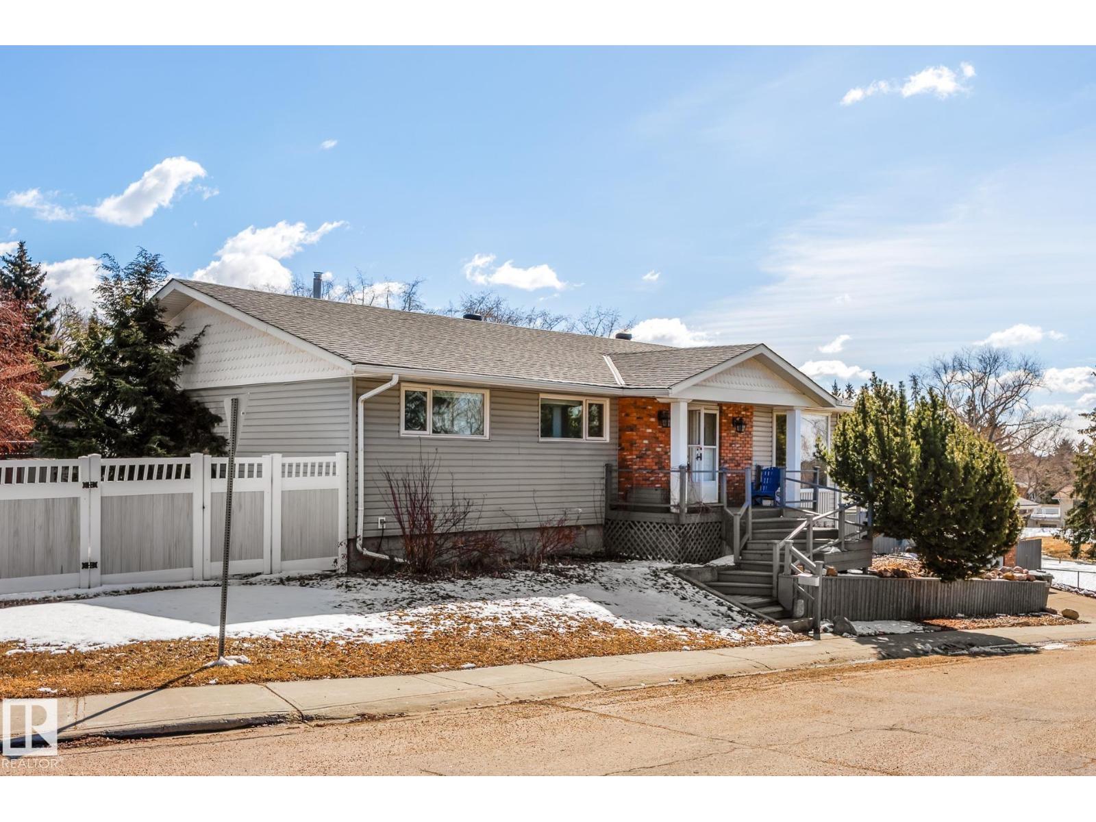 2 BRAESIDE TC, Sherwood Park