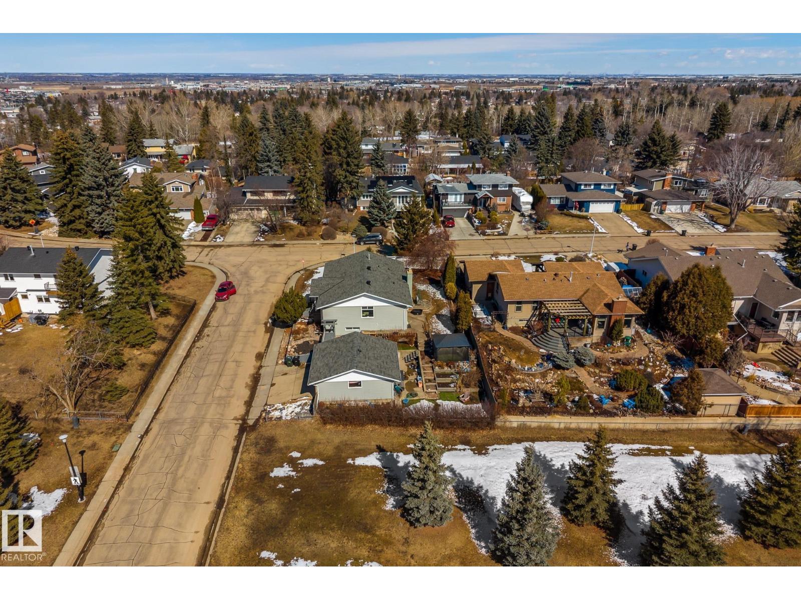 2 BRAESIDE TC, Sherwood Park