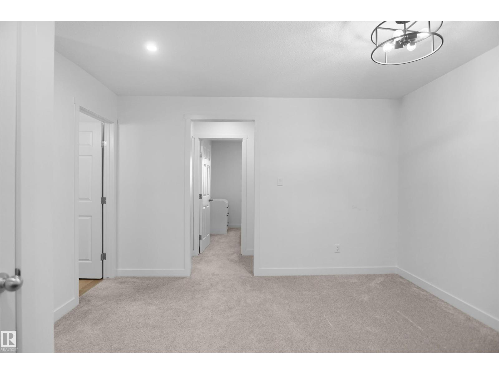 7216 182 AV NW, Edmonton