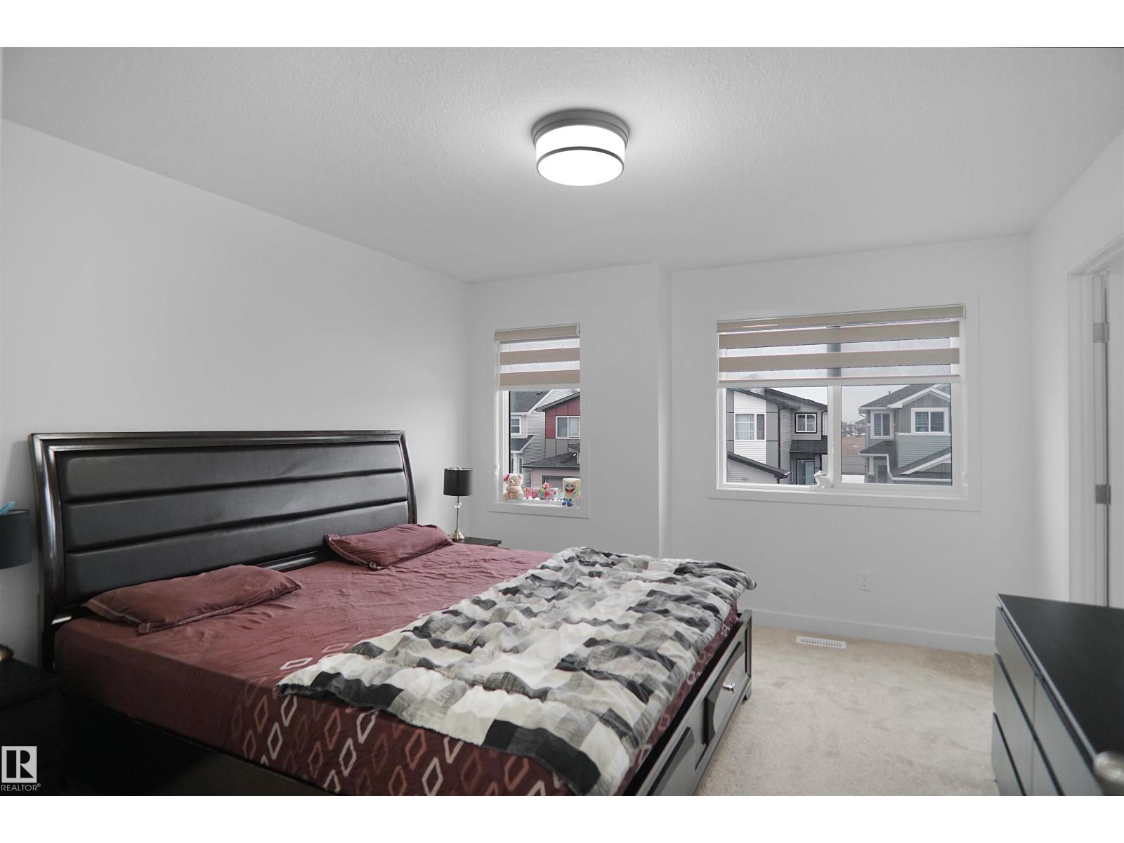 7216 182 AV NW, Edmonton