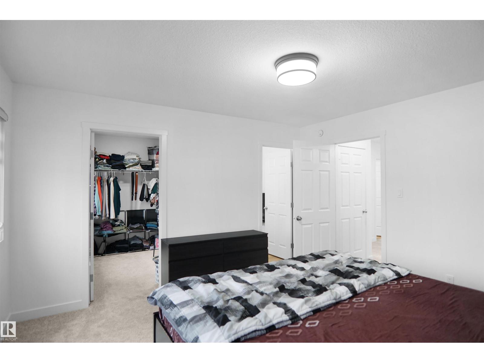 7216 182 AV NW, Edmonton