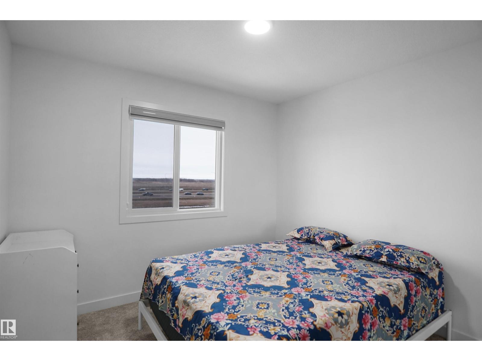 7216 182 AV NW, Edmonton