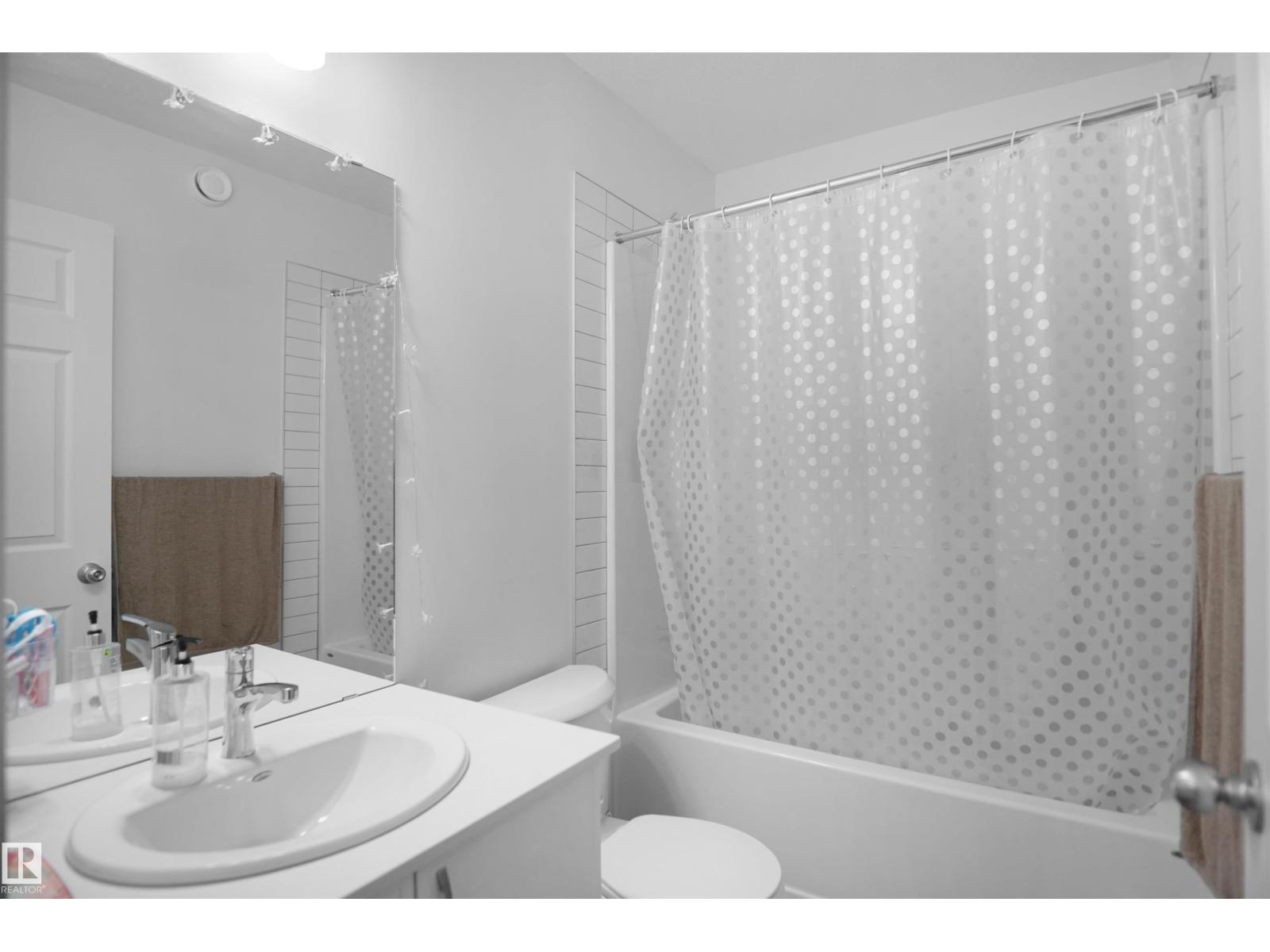 7216 182 AV NW, Edmonton