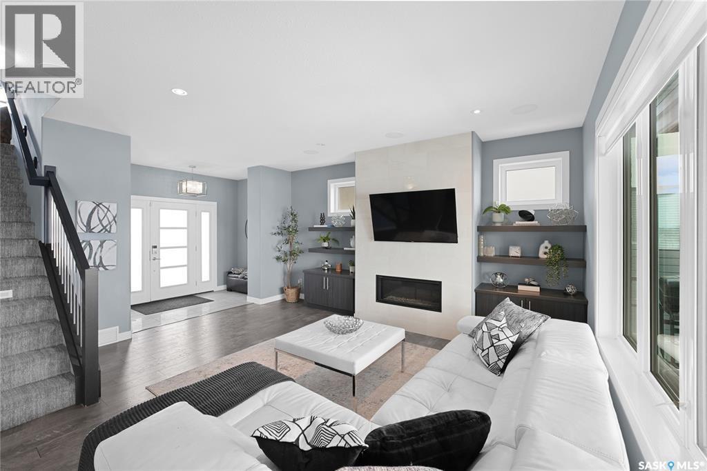 4357 ALBULET DRIVE - 8