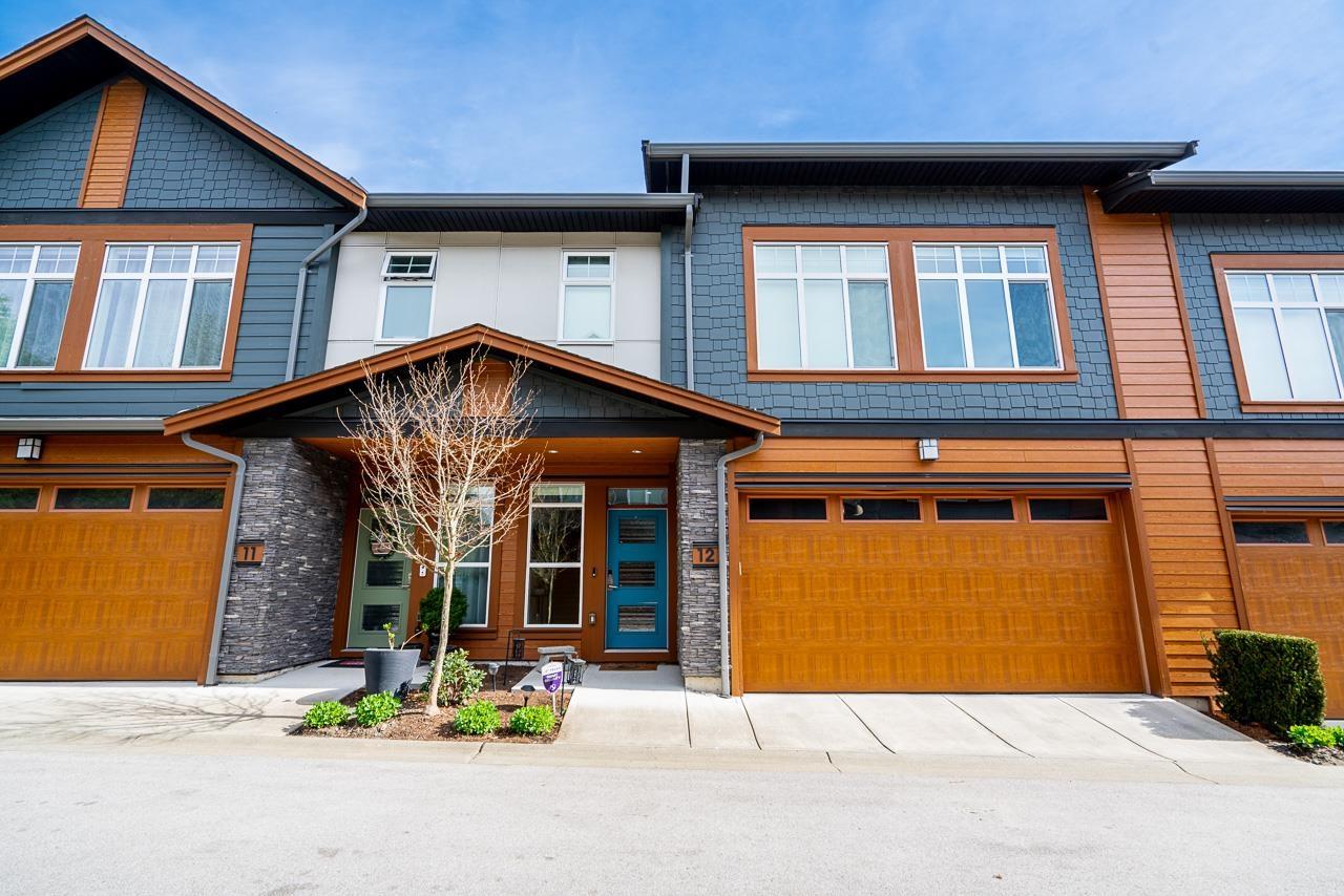 12 17033 FRASER HIGHWAY