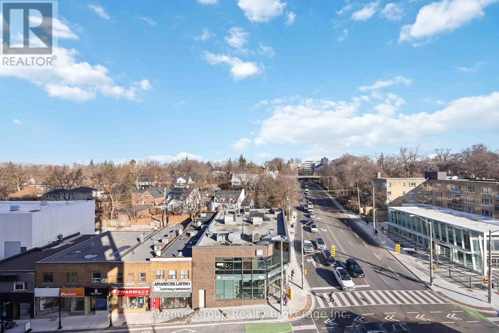 #827 2020 BATHURST STREET - 30