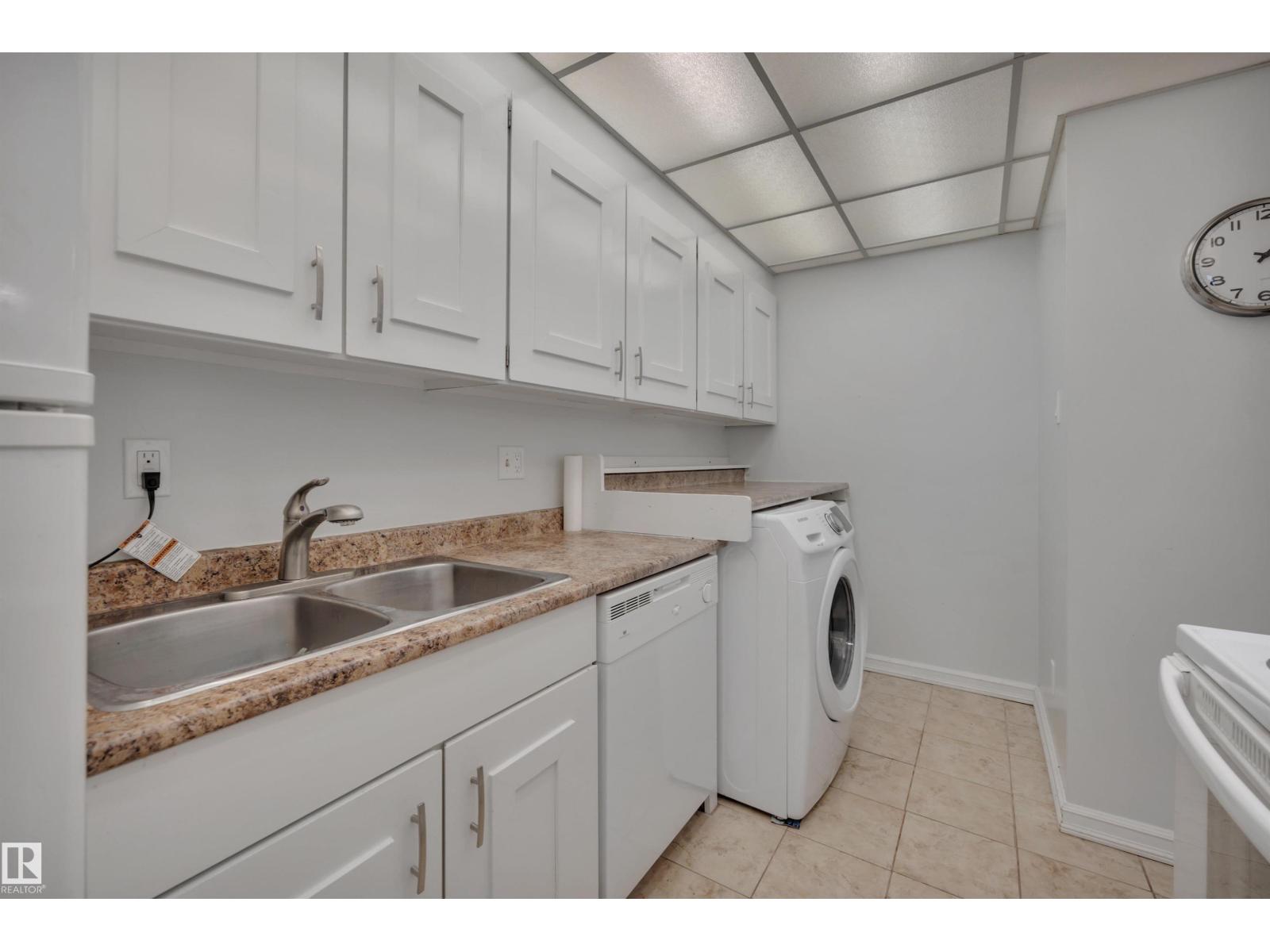 #204 8125 110 ST NW, Edmonton