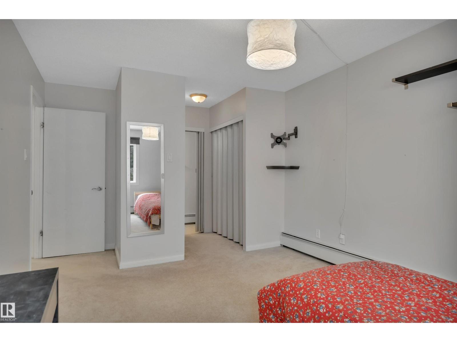 #204 8125 110 ST NW, Edmonton