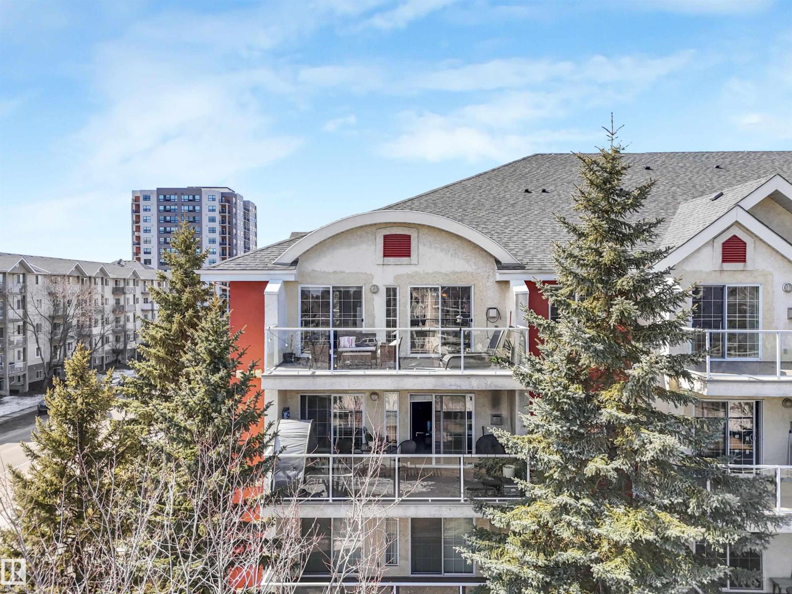#401 12110 106 AV NW, Edmonton