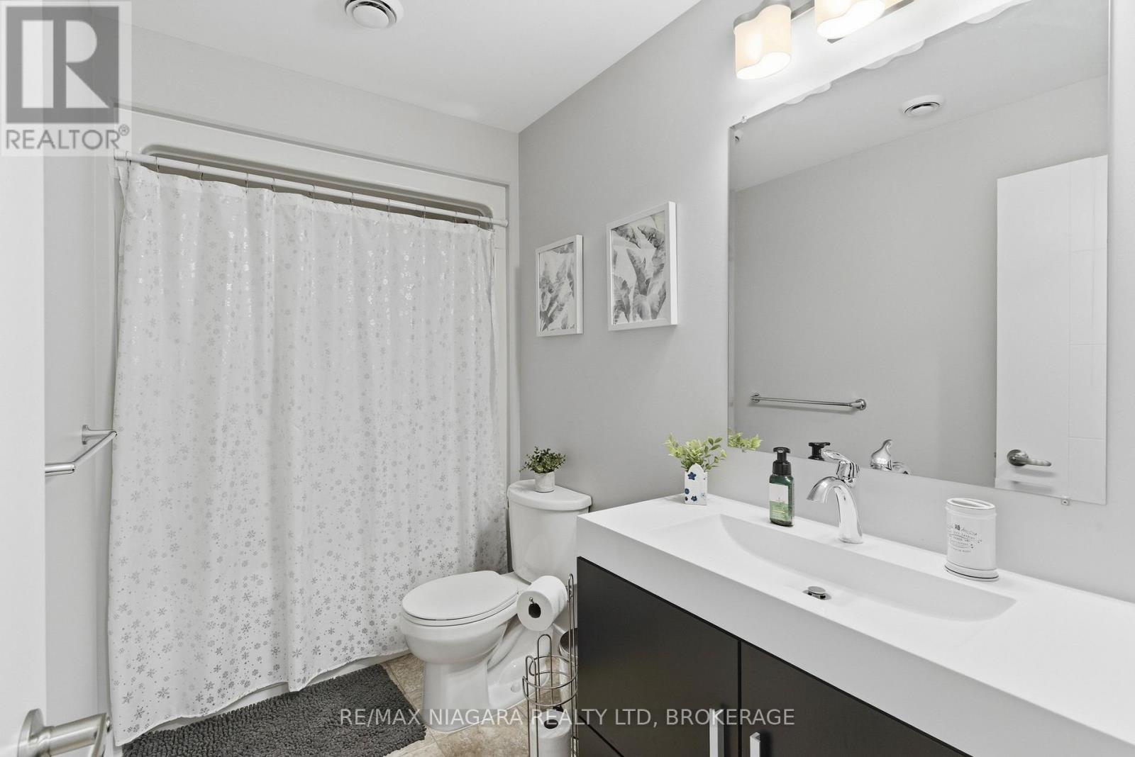 9 GRANITE DRIVE - 34